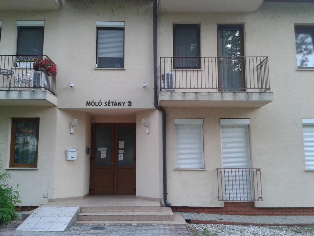 Park Setany Apartman 발라톤엘 외부 사진