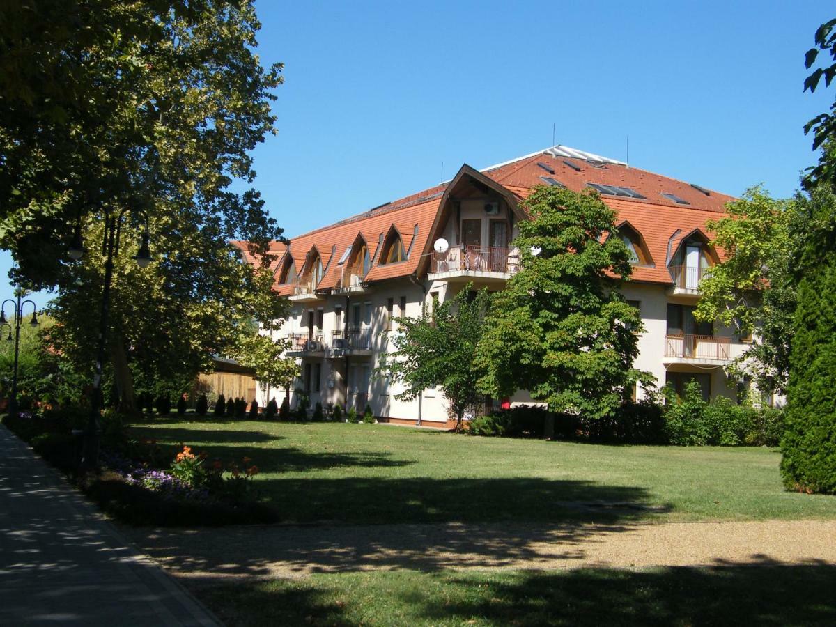 Park Setany Apartman 발라톤엘 외부 사진